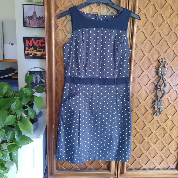 Tommy Hilfiger Vintage Sleeveless Sheath Dress with Pockets! - Navy, Size 4 - Picture 3 of 14